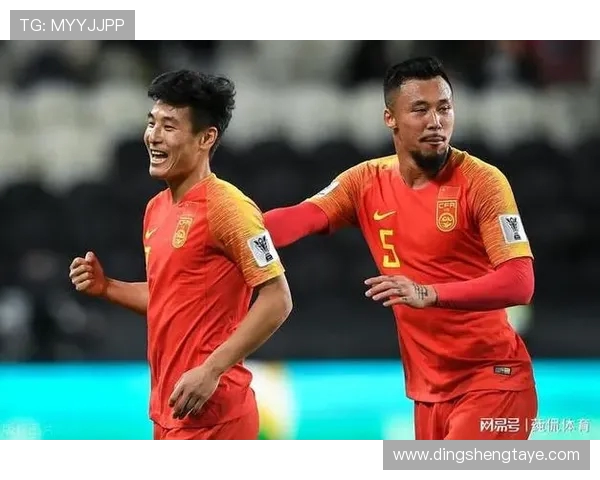 国足迎战泰国中国杯全力争胜展现实力与团结精神